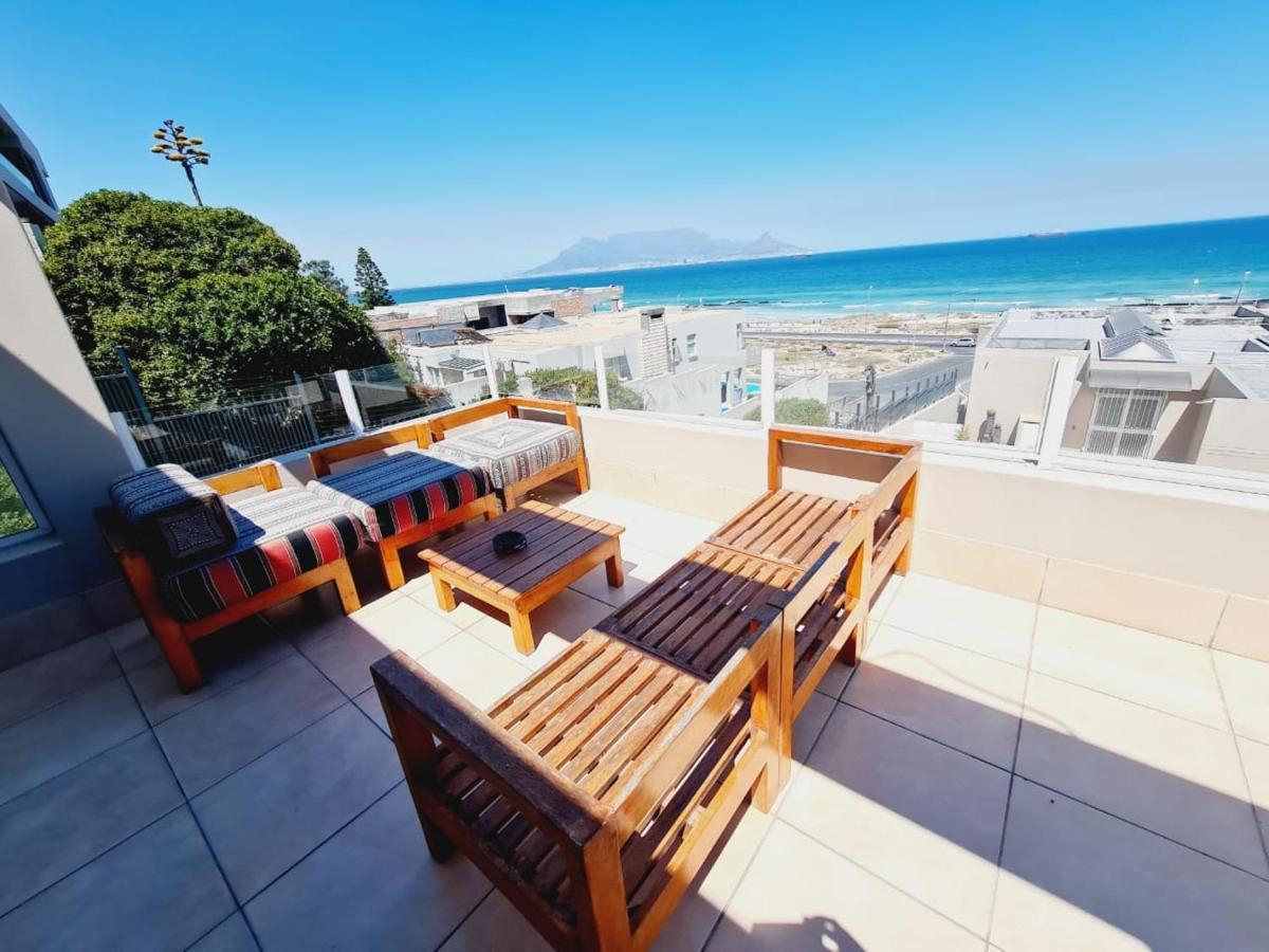 2Whitewaters Bloubergstrand Homestay Exterior photo
